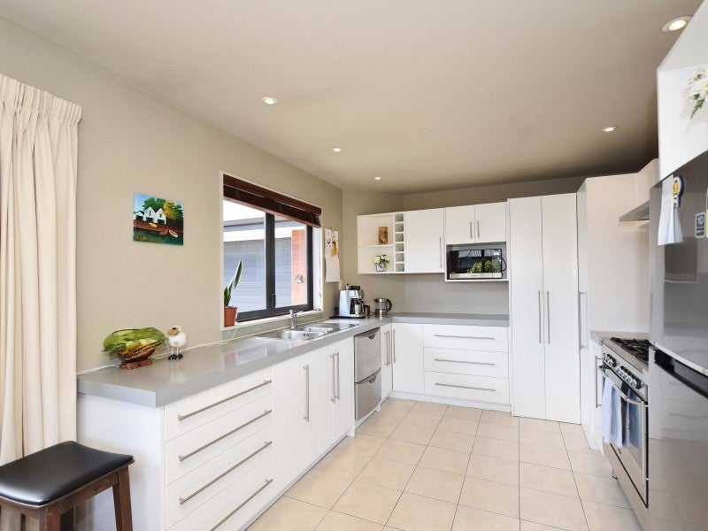 257 George Street, Waverley, Invercargill - Carousel 2