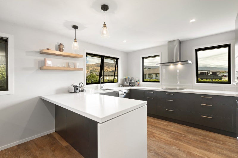 25 Olds Crescent, Cromwell, Cromwell - Carousel 2