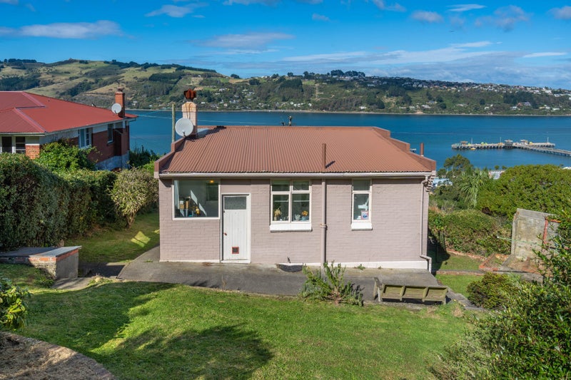 50 Adderley Terrace, Ravensbourne, Dunedin - Carousel 2