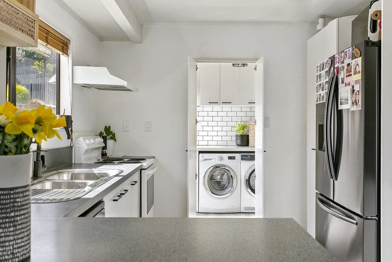 12 Holland Grove, Richmond Heights, Taupo - Carousel 2