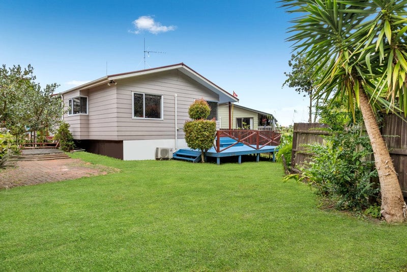 1/17A Idesia Place, Totara Heights, Auckland - Carousel 1
