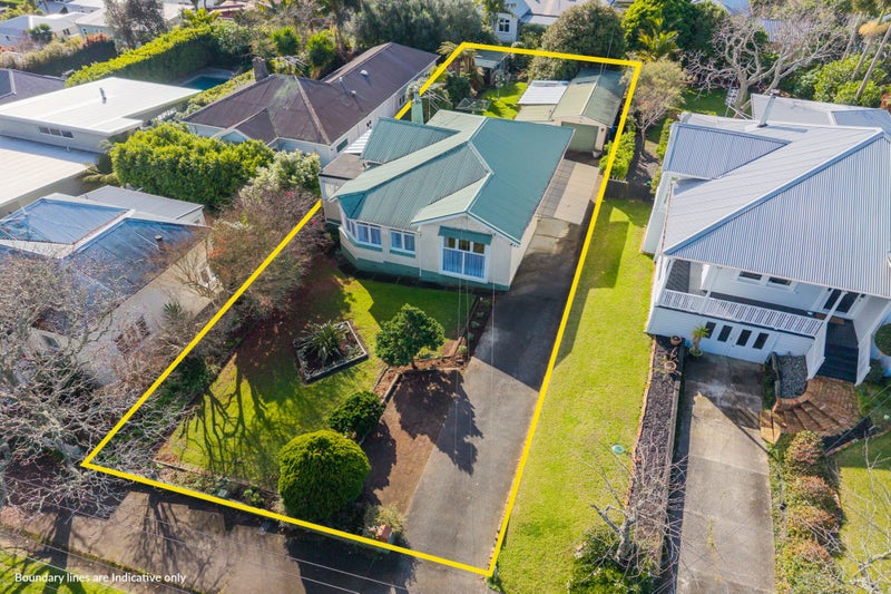 29 Springfield Road, Morningside, Auckland - Carousel 1