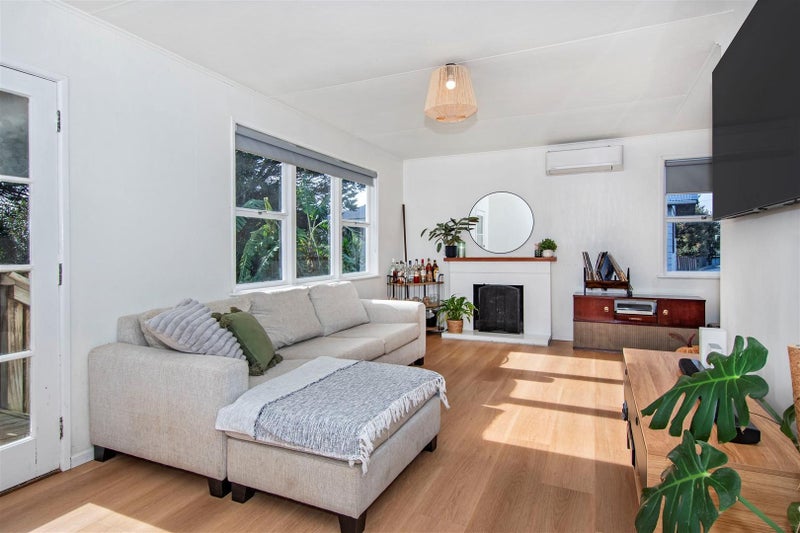 28 Raewyn Street, Morningside, Whangarei - Carousel 1