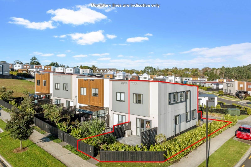 66 Long George Drive, Totara Park, Auckland - Carousel 1