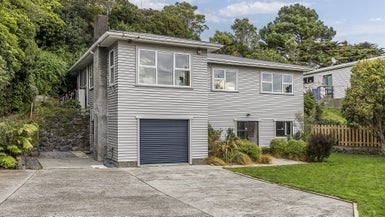 76 Black Rock Road, Newlands, Wellington - Carousel 1