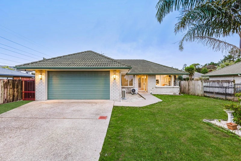 32 Berwyn Avenue, Takanini, Auckland - Carousel 1