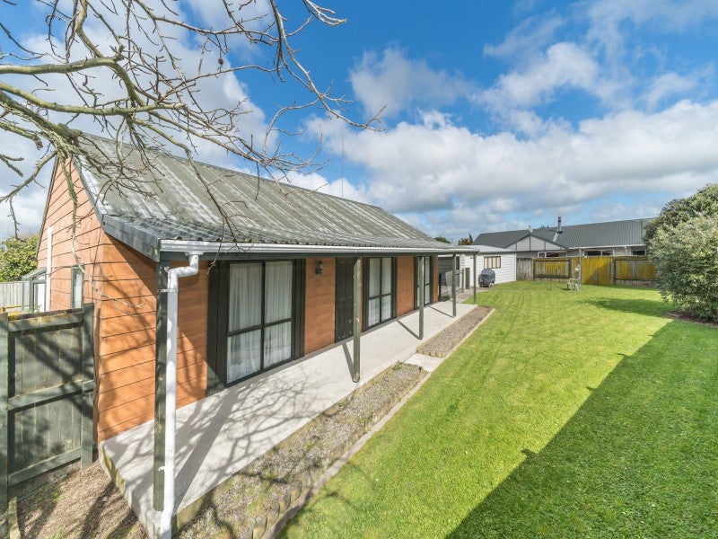 27 Charles Cross Street, Longburn, Palmerston North - Carousel 1