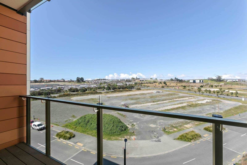 423/3 Kaipiho Lane, Albany, Auckland - Carousel 2
