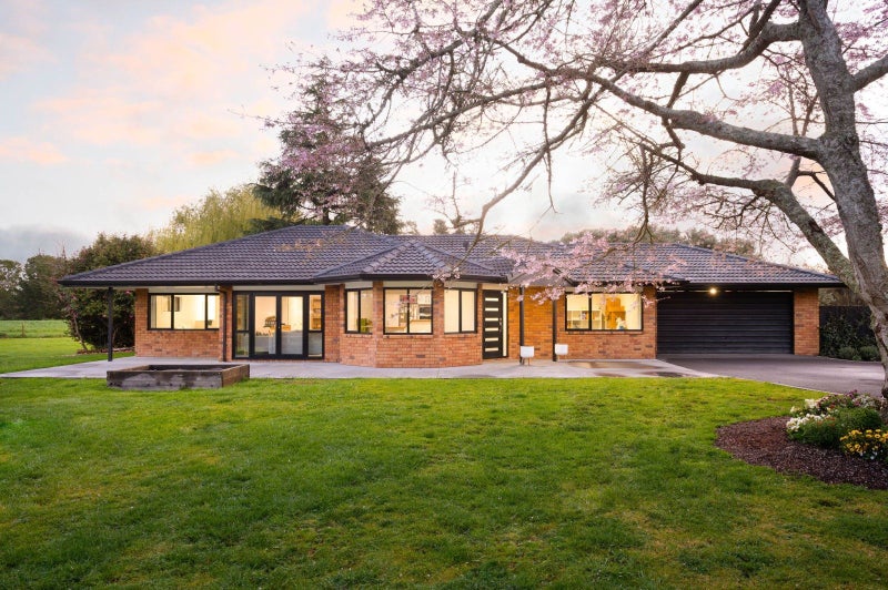 57 Windmill Road, Tamahere, Hamilton - Carousel 1