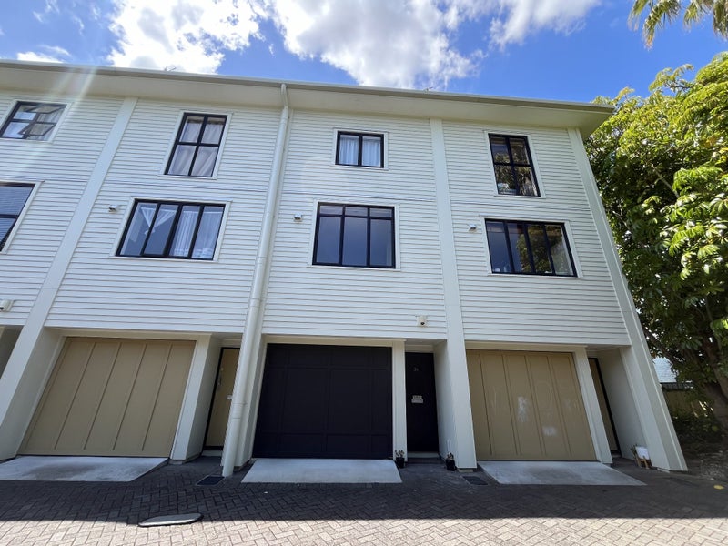 36/17 Lyon Avenue, St Lukes, Auckland - Carousel 1
