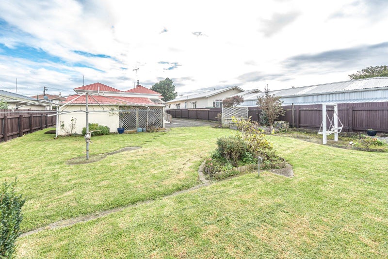 11 Cambridge Street, Gonville, Whanganui - Carousel 23