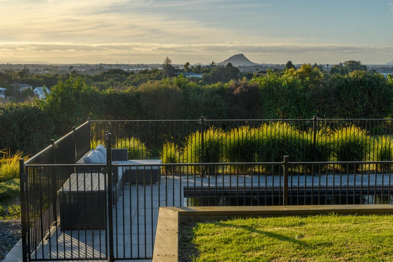 25 Riverstone Drive, Welcome Bay, Tauranga - Carousel 1