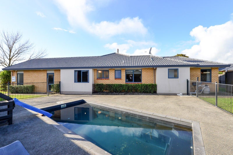 7 Kilmuir Place, Rototuna, Hamilton - Carousel 2