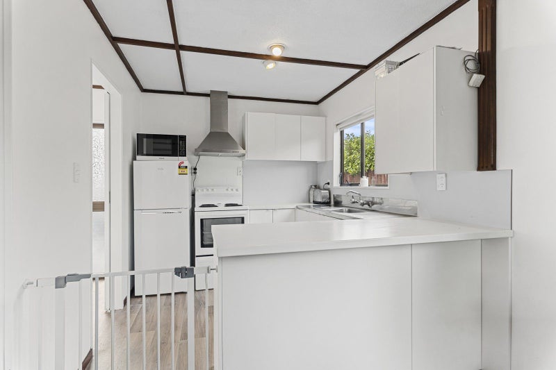 2/5 Hawea Street, Merrilands, New Plymouth - Carousel 2