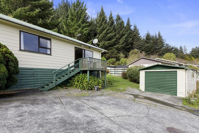 2/40 Trelawney Road, Wainuiomata, Lower Hutt - Carousel 1