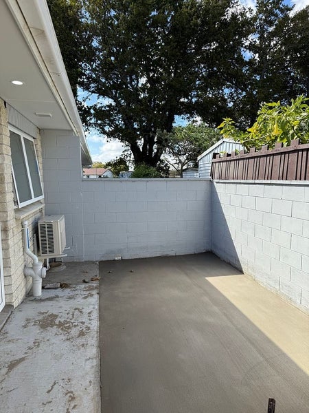 2/7 Tulloch Place, Conifer Grove, Takanini - Carousel 6