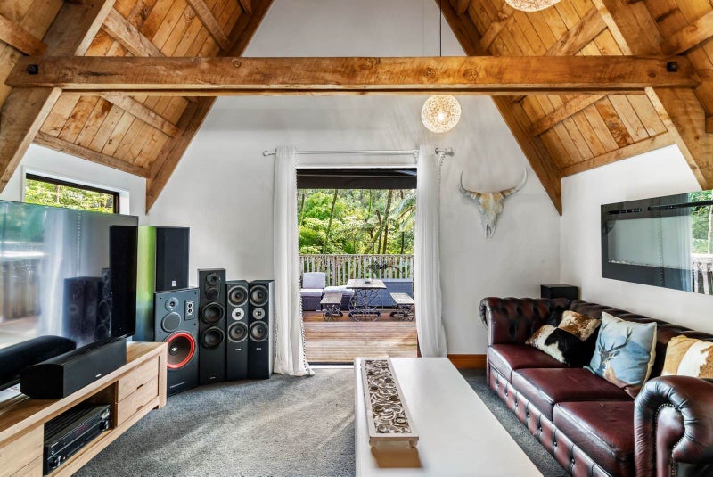 714 Ponga Road, Papakura - Carousel 2