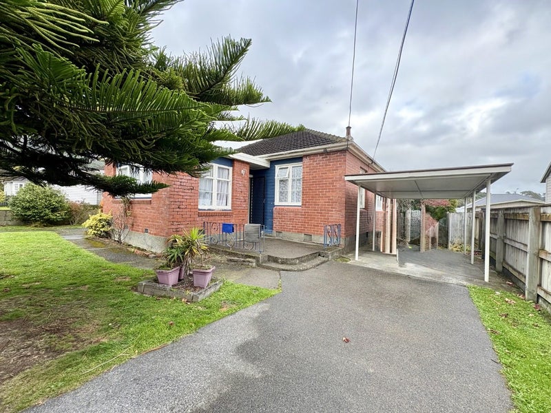 3 Shearer Crescent, Naenae, Lower Hutt - Carousel 1
