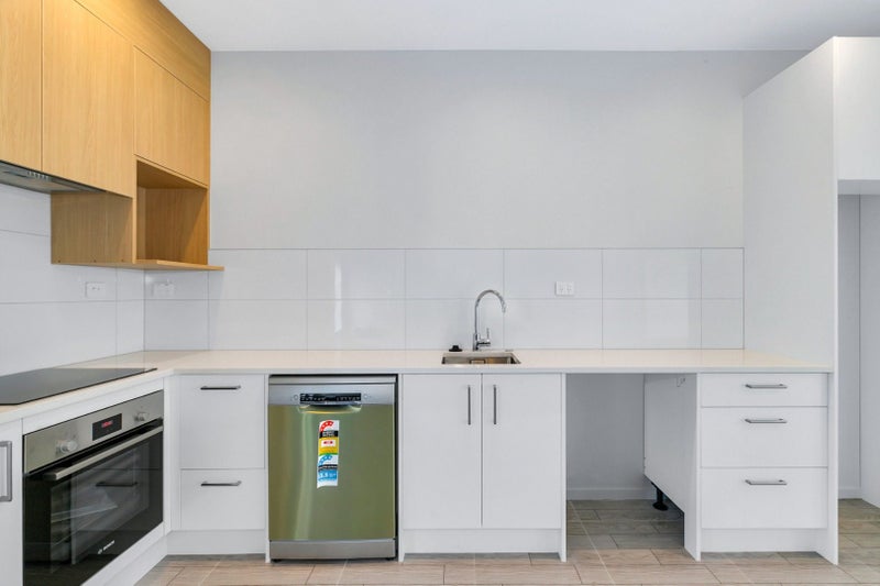 1/22 Fitzgerald Road, Mount Wellington, Auckland - Carousel 2