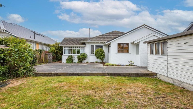 113 St Andrews Square, Strowan, Christchurch - Carousel 2
