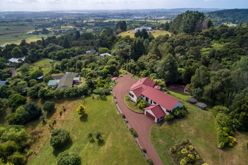 82 Harry Dreadon Road, Papakura - Carousel 20