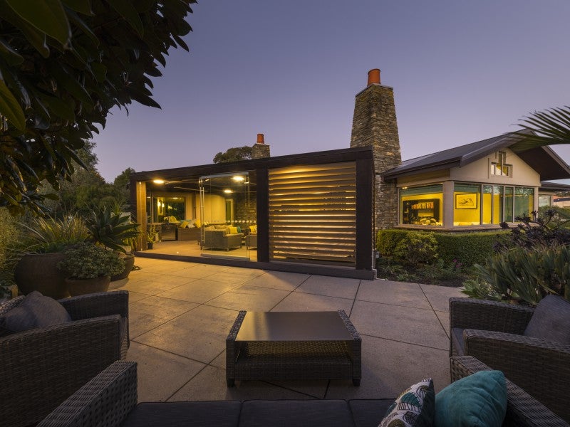 5 Riverstone Grove, Hokowhitu, Palmerston North - Carousel 1