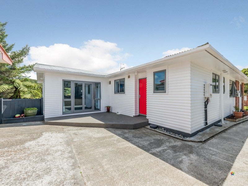 47 Waipounamu Drive, Kelson, Lower Hutt - Carousel 2