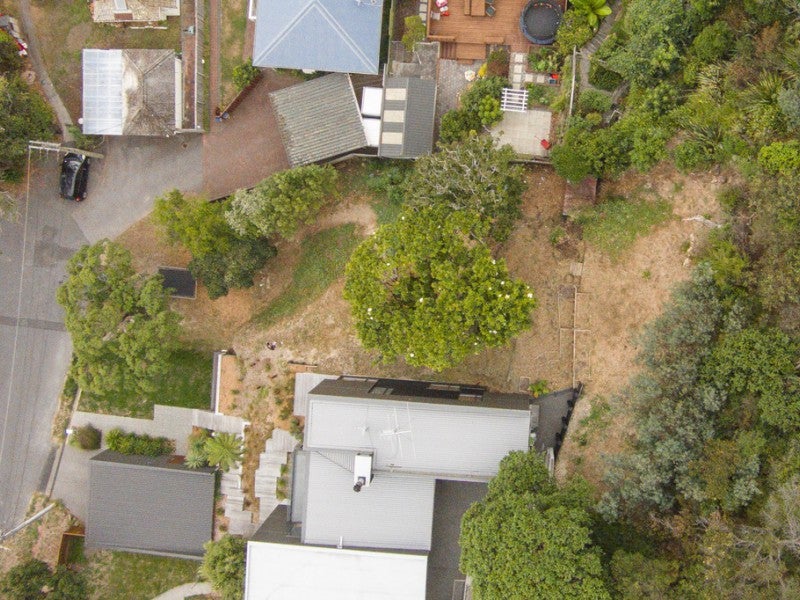 24A Tawa Street, Eastbourne, Lower Hutt - Carousel 1