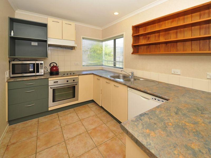 72 Riverton Drive, Randwick Park, Auckland - Carousel 2