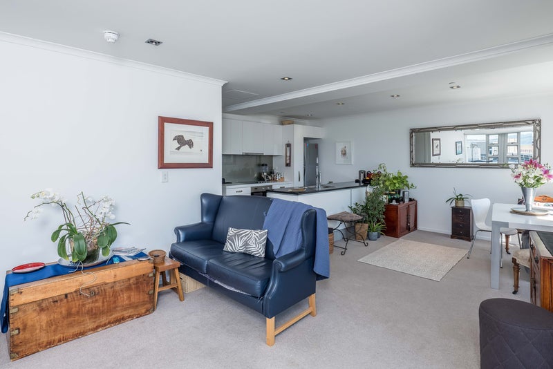 8B/39 Taranaki Street, Te Aro, Wellington - Carousel 1