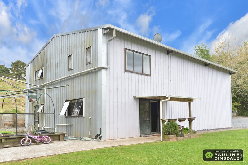 374D Vinegar Hill Road, Kamo - Carousel 2