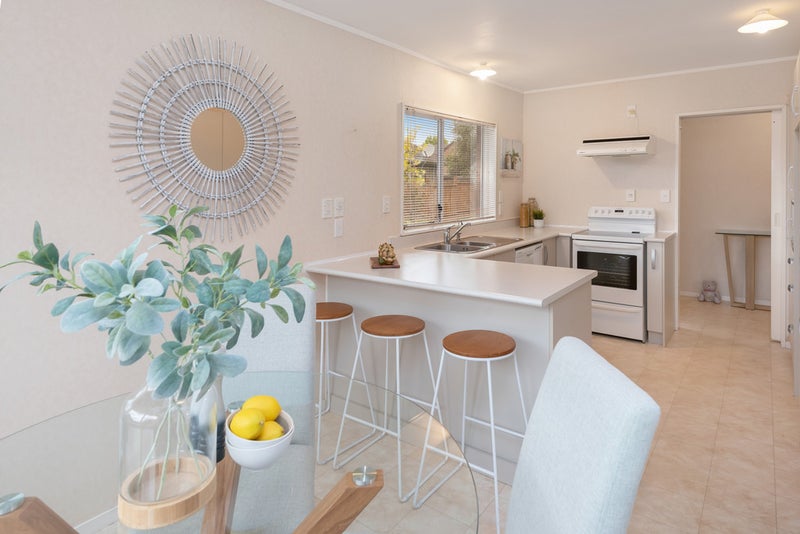 2/52 Clydesdale Avenue, Somerville, Manukau - Carousel 24