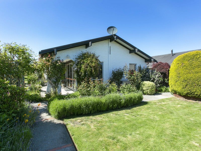 16 Davidson Street, Allenton, Ashburton - Carousel 26