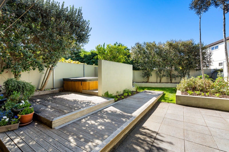 15 Barry Street, Ahuriri, Napier - Carousel 1