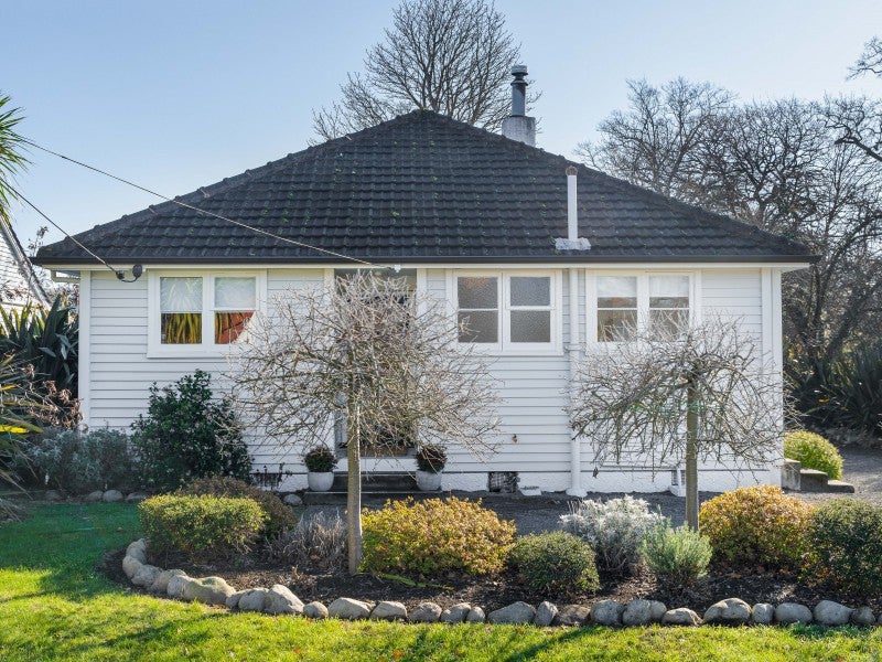 162 West Street, Greytown - Carousel 1