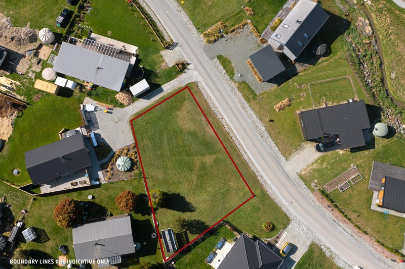 8 Lakefield Close, Kingston - Carousel 8