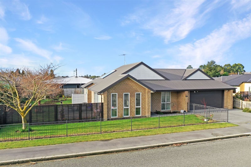 47 Albert Street, Netherby, Ashburton - Carousel 1