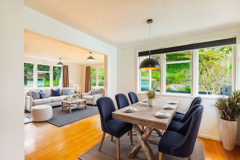 8 Shelley Street, Titahi Bay, Porirua - Carousel 2