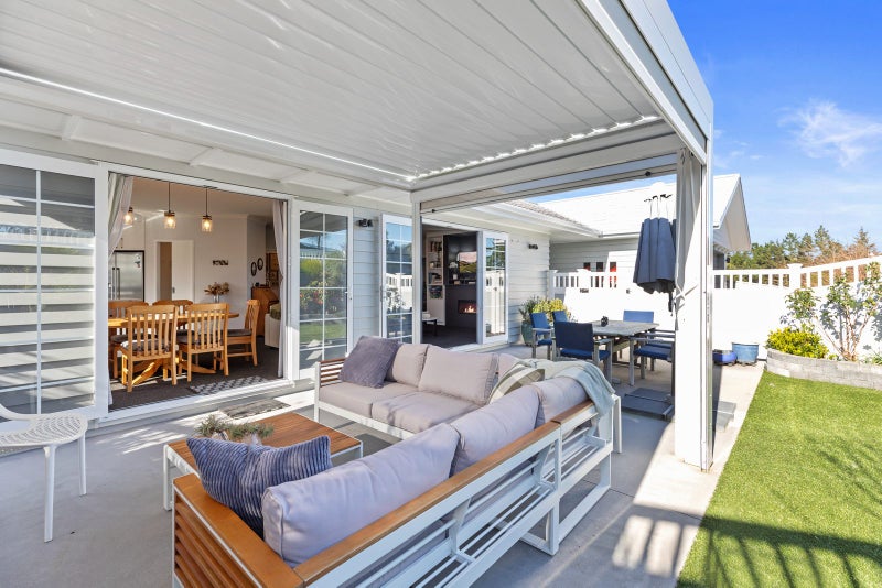 9 Parau Drive, Bethlehem, Tauranga - Carousel 1