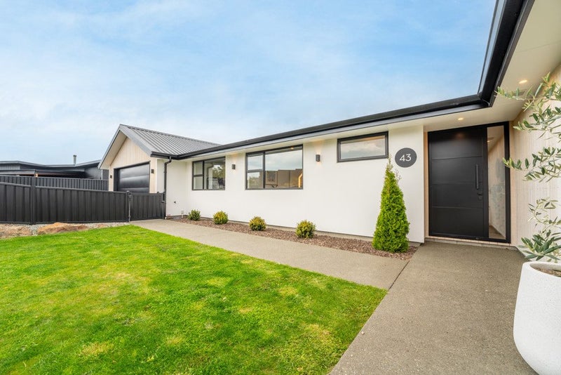 43 Meadowstone Street, Gleniti, Timaru - Carousel 2