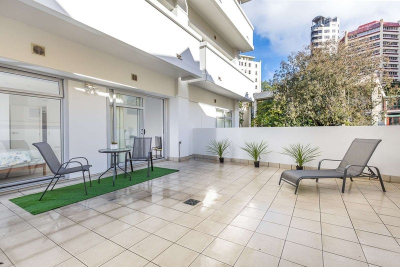 GB/32 Eden Crescent, Auckland Central, Auckland - Carousel 1