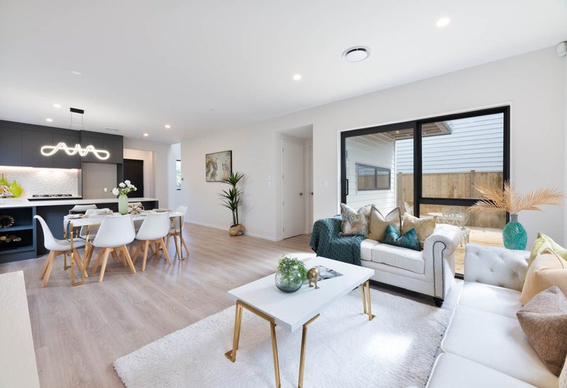 21A Montgomery Avenue, Belmont, Auckland - Carousel 1