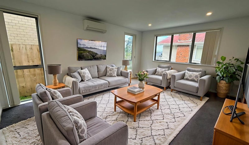 47B Lynwood Road, New Lynn, Auckland - Carousel 1