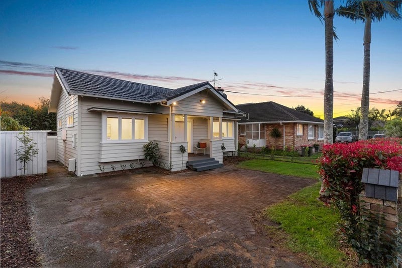 12 Robert Street, Ellerslie, Auckland - Carousel 1