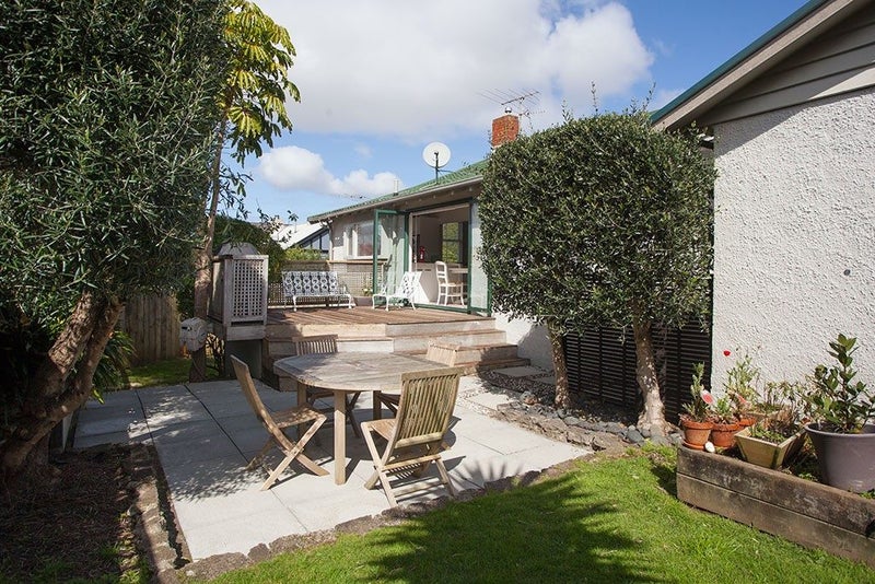 4 Kowhatu Road, One Tree Hill, Auckland - Carousel 19