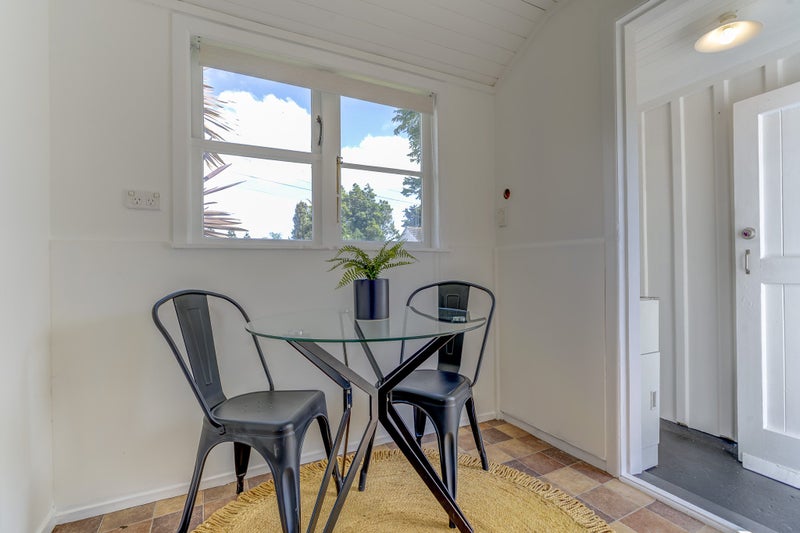 9 Graham Street, Hamilton East, Hamilton - Carousel 2