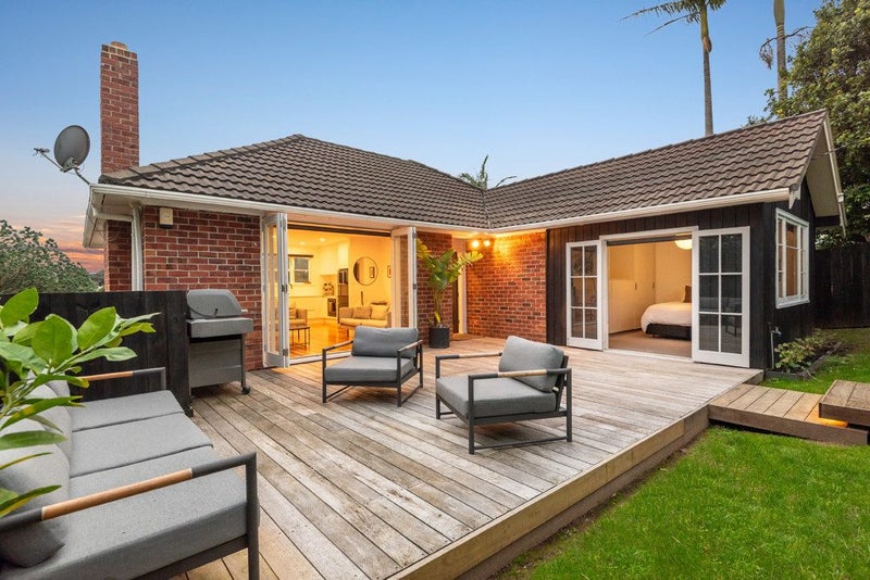 1/15 Rodney Road, Northcote Point, Auckland - Carousel 2