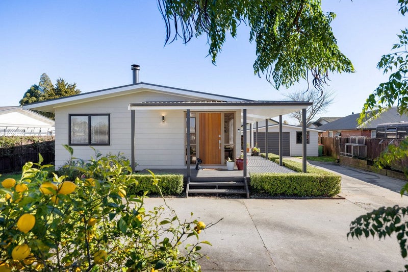 123 Scott Street, Leamington, Cambridge - Carousel 2