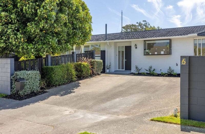 6 Lombard Place, Avonhead, Christchurch - Carousel 1