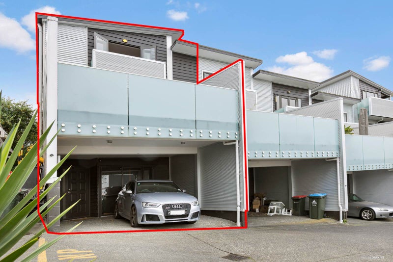 8E MacAulay Street, Eden Terrace, Auckland - Carousel 1